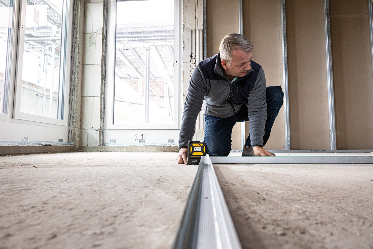 Stabila Láser de líneas en cruz LAX 320 G